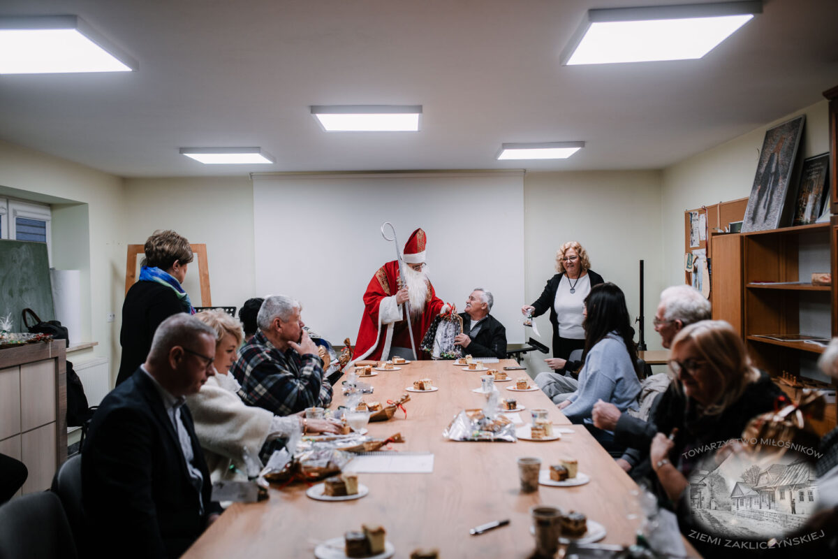 20251214 spotkaniemikolajkowe 013