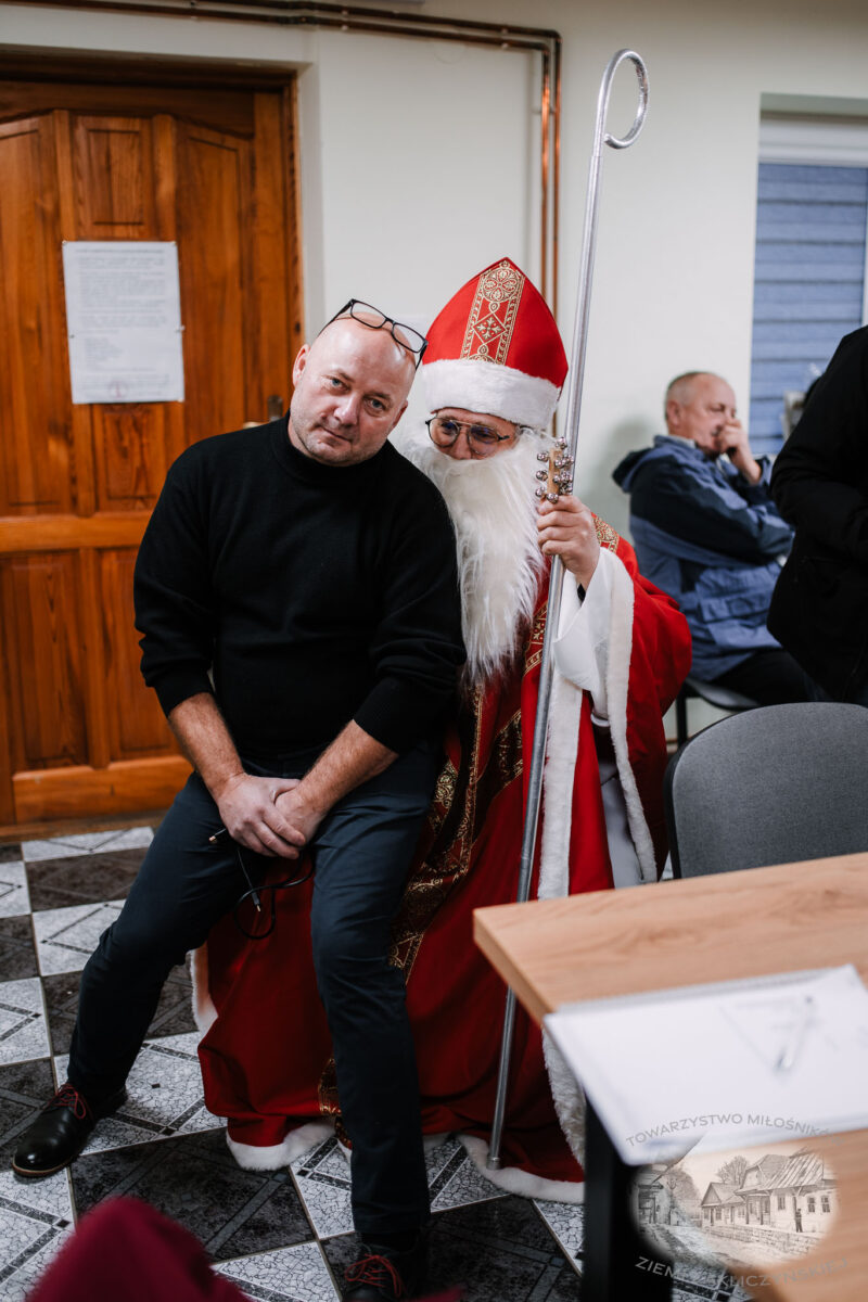 20251214 spotkaniemikolajkowe 019