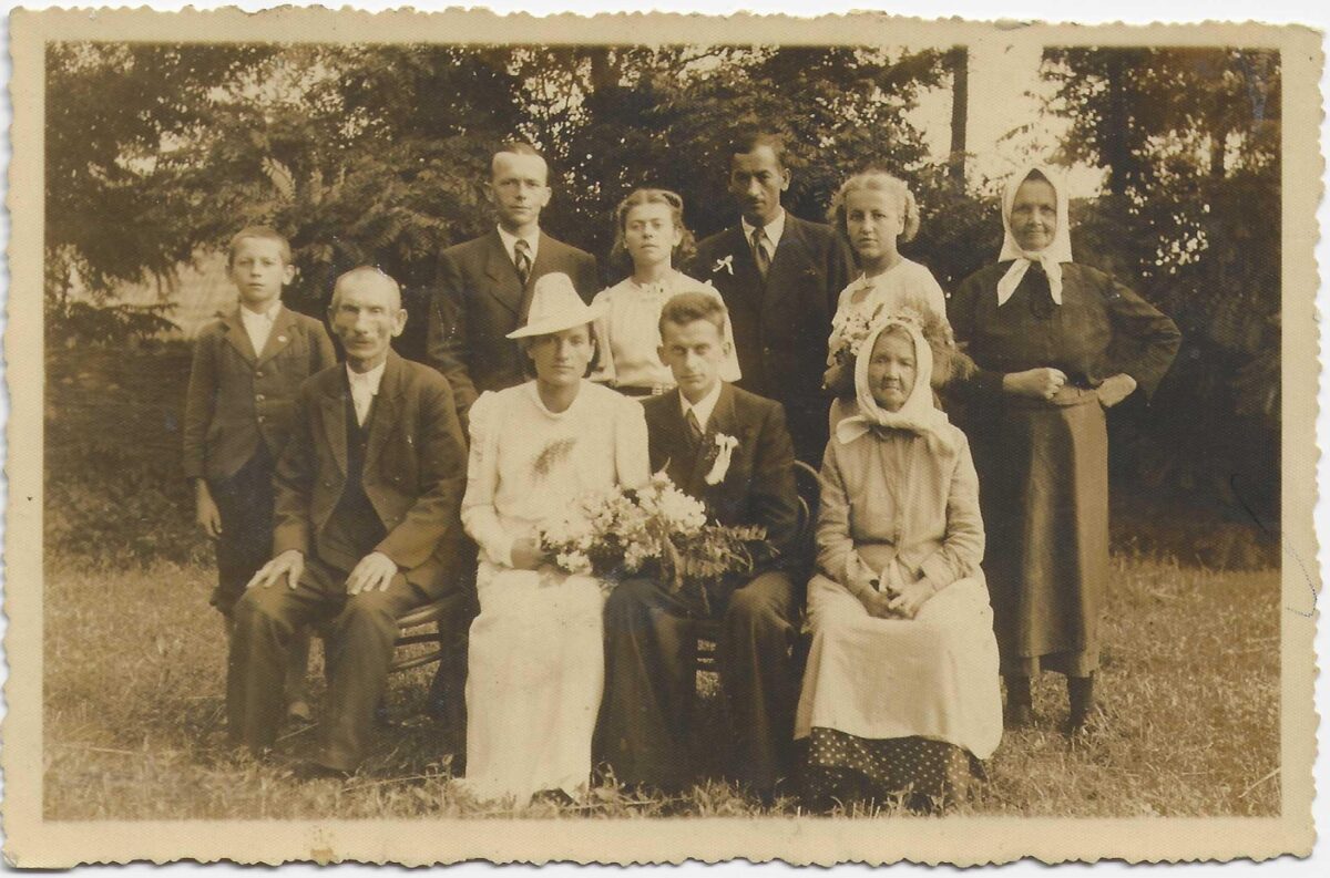 37 Zdjecie slubne Ewy Trepy i Stanislawa Szyptura Koniec lat 30 tych XX wieku