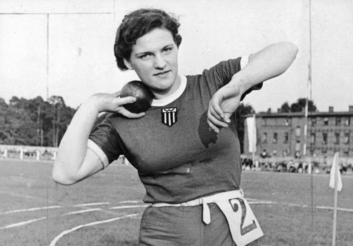 60 Wanda Flakowicz w barwach Warszawianki XX lecie miedzywojenne Zyla 1917 2002