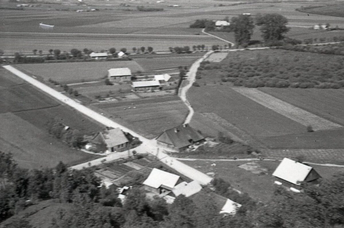 Widok z baszty w Czchowie na droge