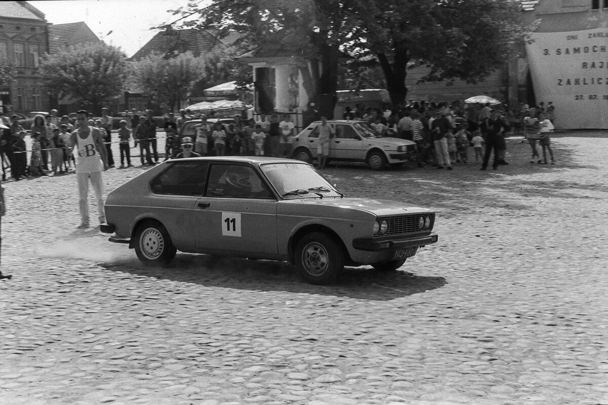 Fotografie autorstwa Pawła Topolskiego z lat 1992-1994 15 TOP 5335