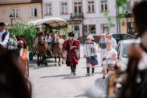 Zielonoświątkowy przejazd bryczkami pełen tradycji i muzyki! 9 ZieloneSwiatki 007