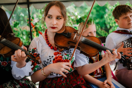 Zielonoświątkowy przejazd bryczkami pełen tradycji i muzyki! 75 ZieloneSwiatki 041