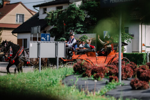 Zielonoświątkowy przejazd bryczkami pełen tradycji i muzyki! 62 ZieloneSwiatki 056