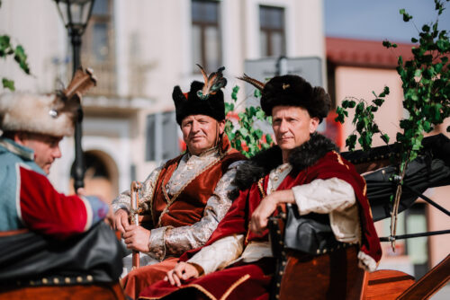 Zielonoświątkowy przejazd bryczkami pełen tradycji i muzyki! 53 ZieloneSwiatki 065