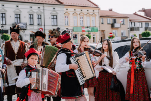 Zielonoświątkowy przejazd bryczkami pełen tradycji i muzyki! 46 ZieloneSwiatki 075