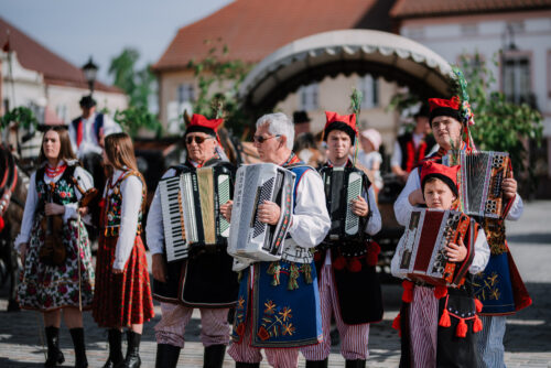 Zielonoświątkowy przejazd bryczkami pełen tradycji i muzyki! 21 ZieloneSwiatki 088