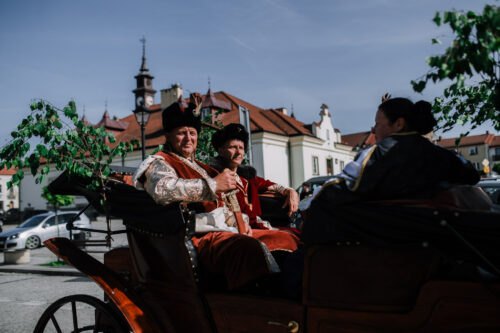 Zielonoświątkowy przejazd bryczkami pełen tradycji i muzyki! 29 ZieloneSwiatki 108