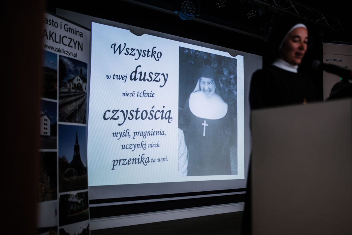 Wczoraj odbyła się konferencja „Ziemia Zakliczyńska - Ziemia Powołań. Poznaj wielkich ludzi z Twojej miejscowości” 40 ZiemiaPowolan 036