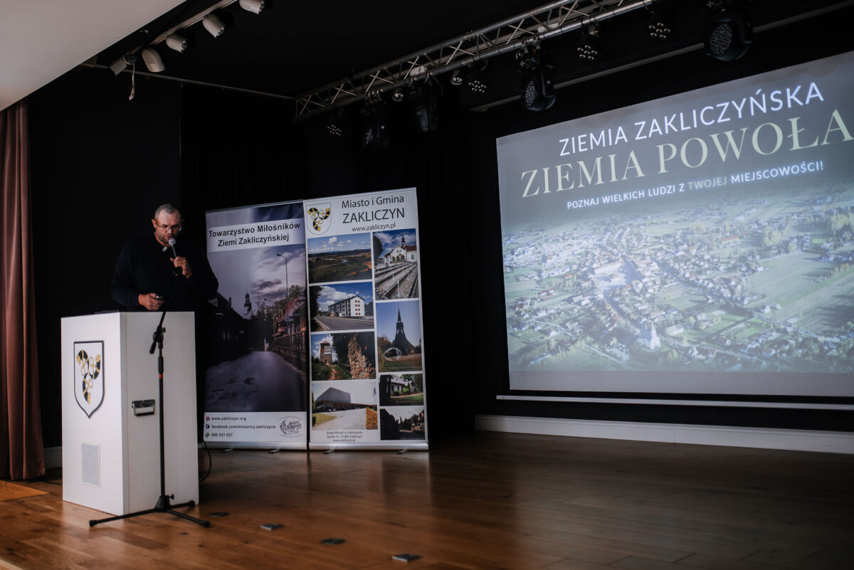 Wczoraj odbyła się konferencja „Ziemia Zakliczyńska - Ziemia Powołań. Poznaj wielkich ludzi z Twojej miejscowości” 62 ZiemiaPowolan 073
